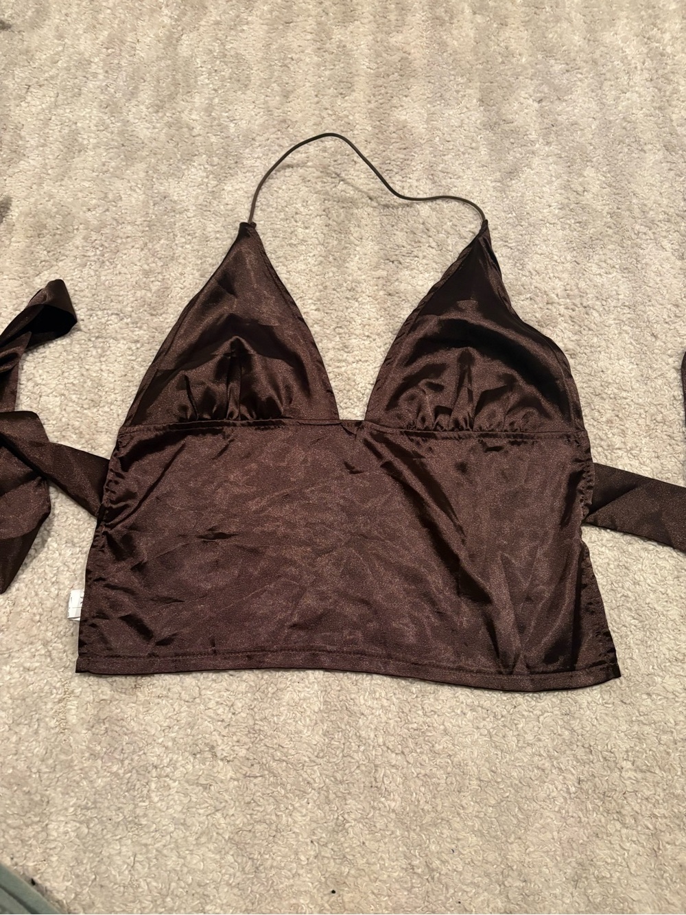 Backless top - Picture 2 of 3